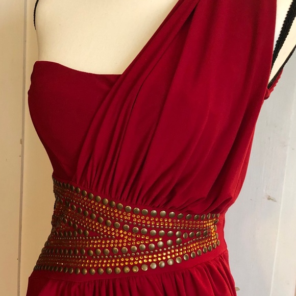 Red one shoulder mini dress with gold detailing - Picture 4 of 6